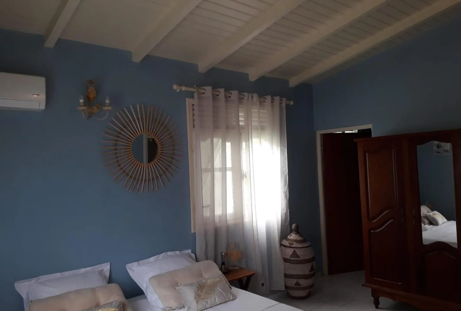 Haut De Villa Chez Lise Pointe-Noire 0*,